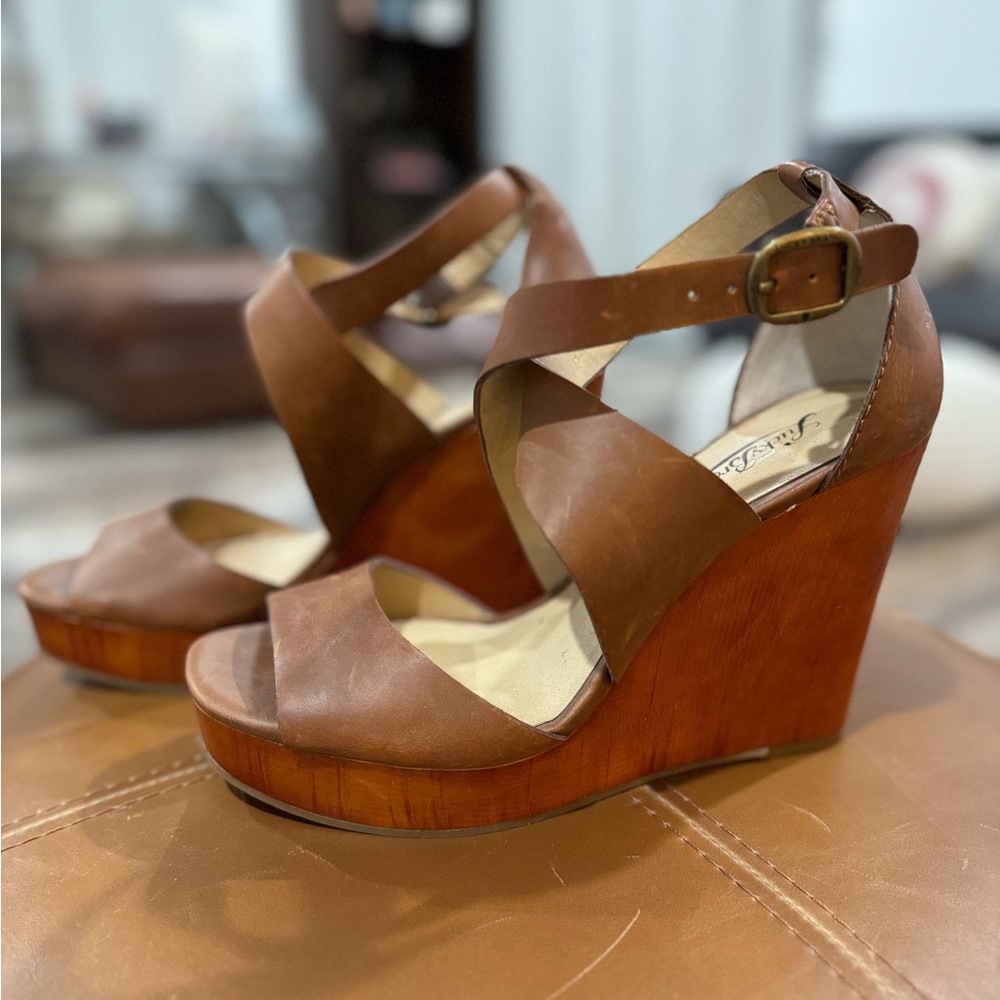 Lucky brand wedges size 8.5